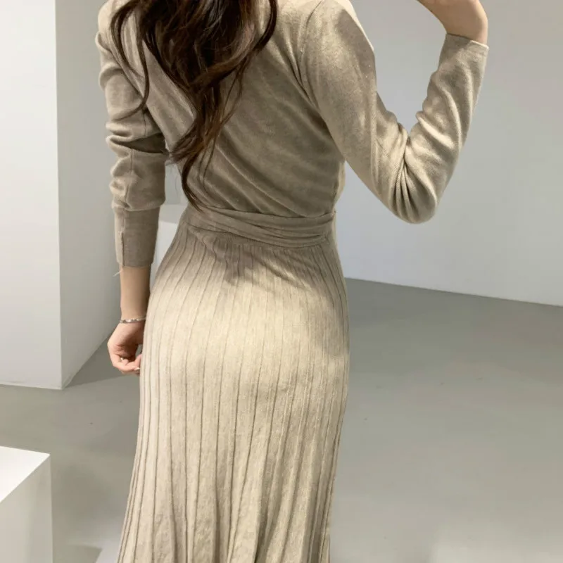 

Dress Women Spring Knit Maxi Dress Long Sleeve Vintage Casual Korean High Waist Slim Solid Woman V-neck Sexy Dresses Elegant New