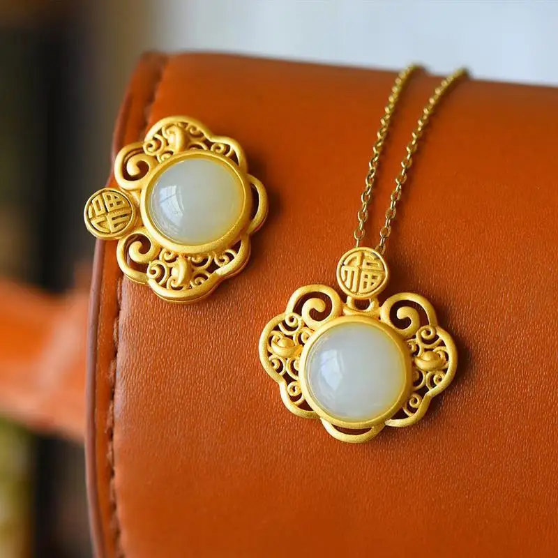 

Fu Lock Classic Retro Style Ruyi Peace Longevity Lock Pendant Sterling Silver Gilding Hetian Jade Necklace Female Auspicious