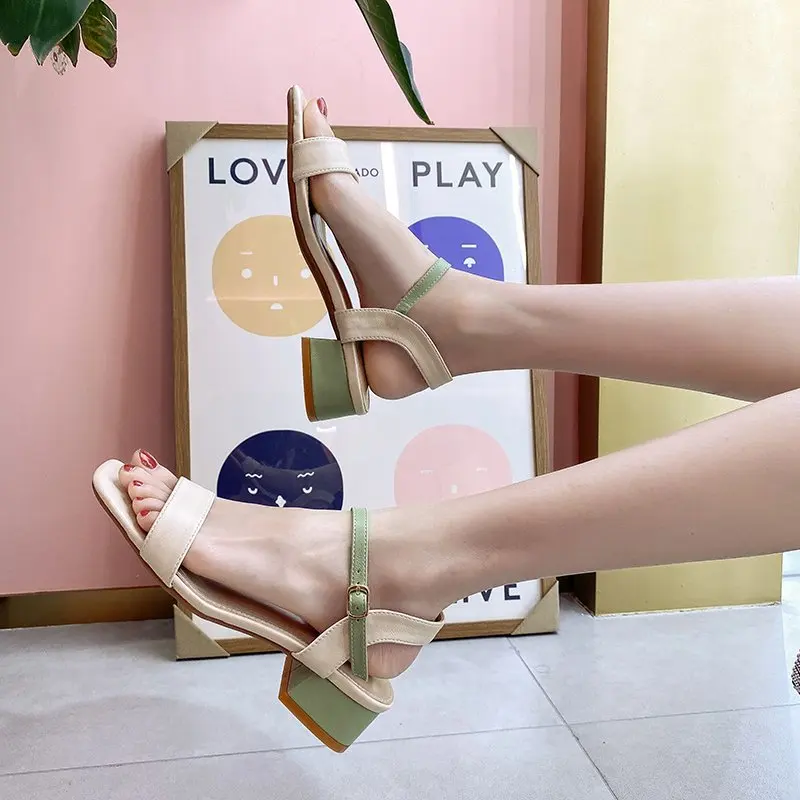 

Fashion Sandals 2021 Summer Fashion Simple Thick-Heeled Large Size Sandals Color Matching Comfortable Korean Women's Shoes