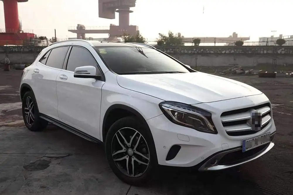 

2 . Nerf Mercedes- Benz GLA 2014-2020