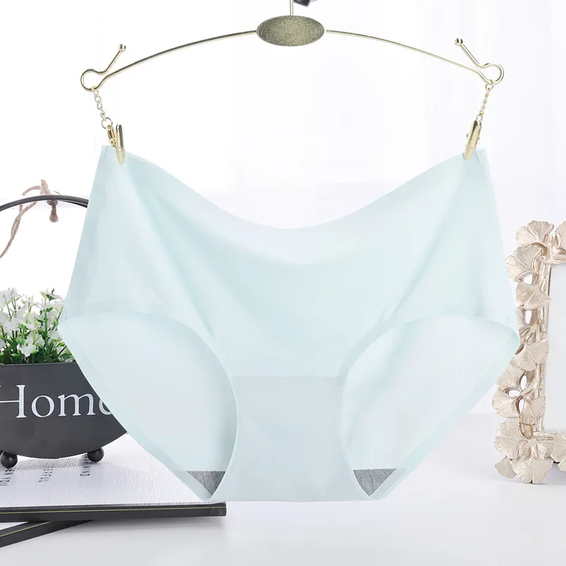 

Summer women's ice candy color soft warm seamless underwear breathable sexy middle waist comfortable women's triangle underwear