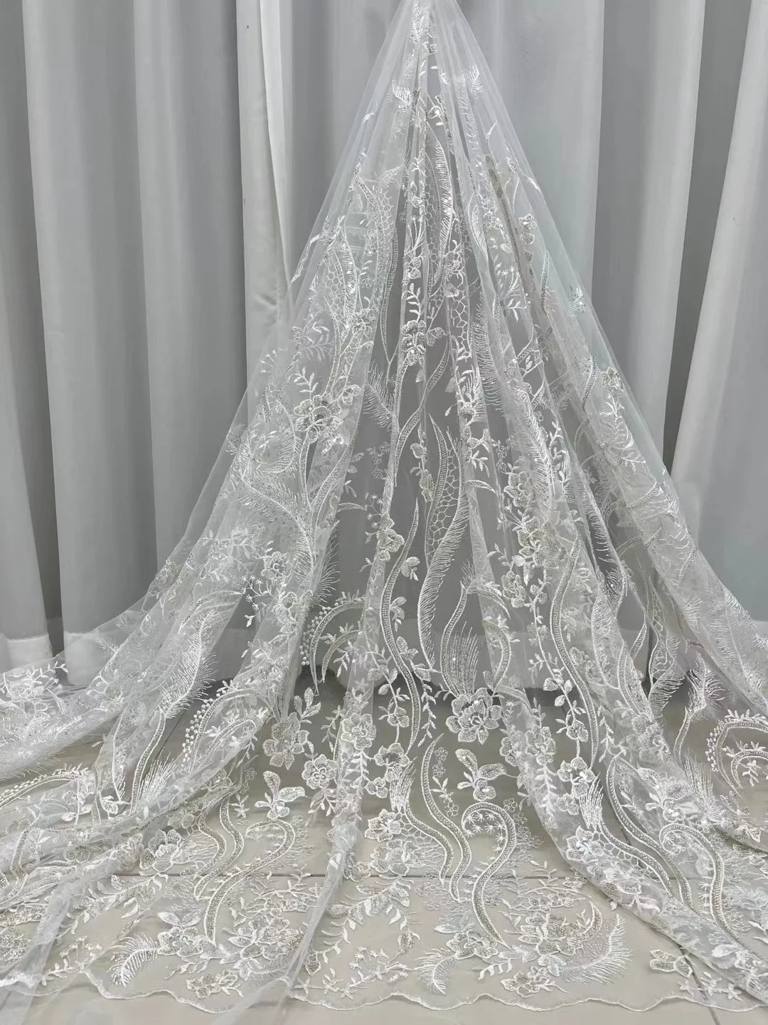 

Pure White Tulle Voile Lace African Beaded Lace Fabric High Quality 2021 Lace Nigerian French Mesh Net Lace Fabric For Bridal