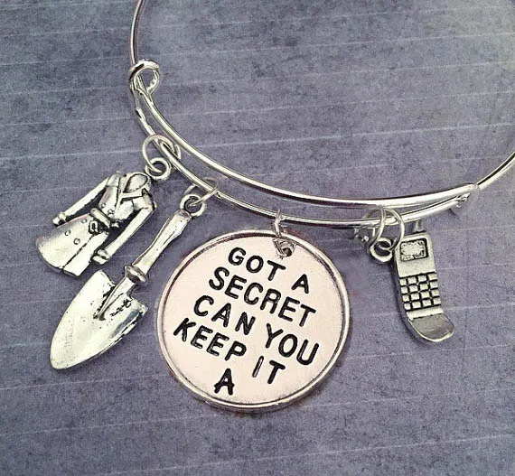 

Ожерелье 12 шт./лот Pretty Little Liars, можно оставить его в серебряном тоне