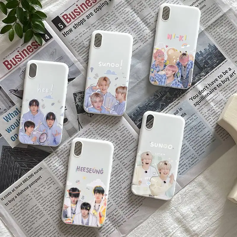 

Enhypen Kpop Phone Case For Iphone 7 8 Plus X Xs Max Xr 11 12 13 Mini Pro Max SE2 Soft Candy Color Cover Shell