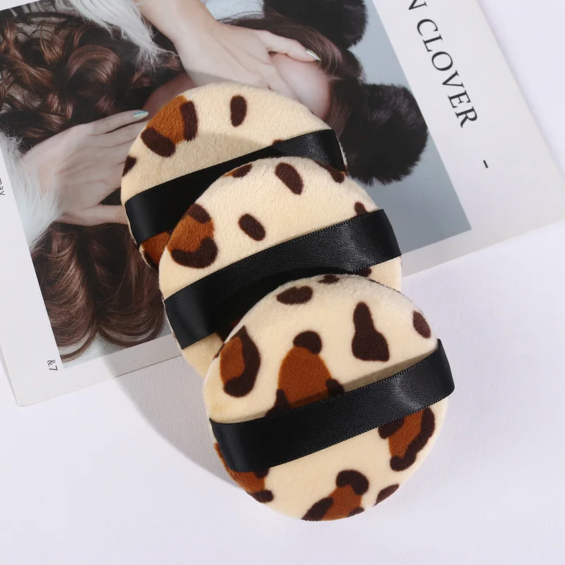 

1Pc Leopard Print Powder Puff Soft Velvet Loose Powder Puff Smooth Cosmetic Makeup Puff Facial Face Body Powder Puff Beauty Tool