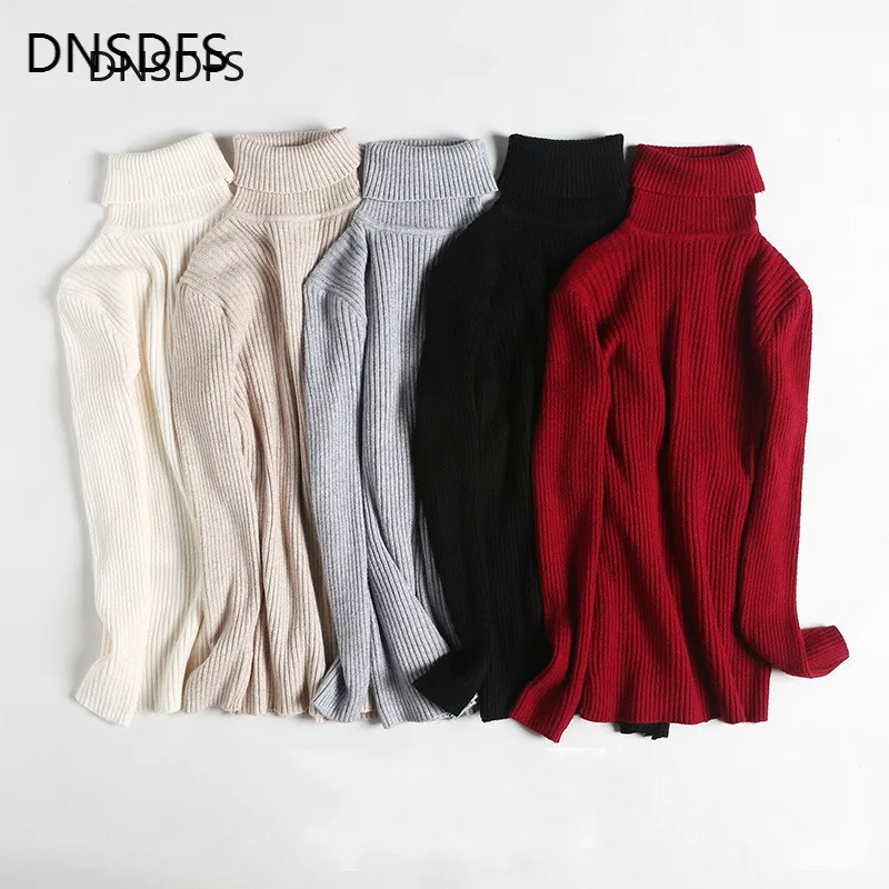 

Пуловер женский однотонный с воротником-хомутом и длинным рукавом