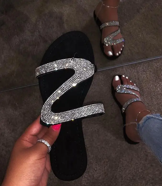 

Женские шикарные шлепанцы на плоской подошве с украшением в виде кристаллов; женские Вьетнамки; Женские однотонные пляжные сандалии из иск...