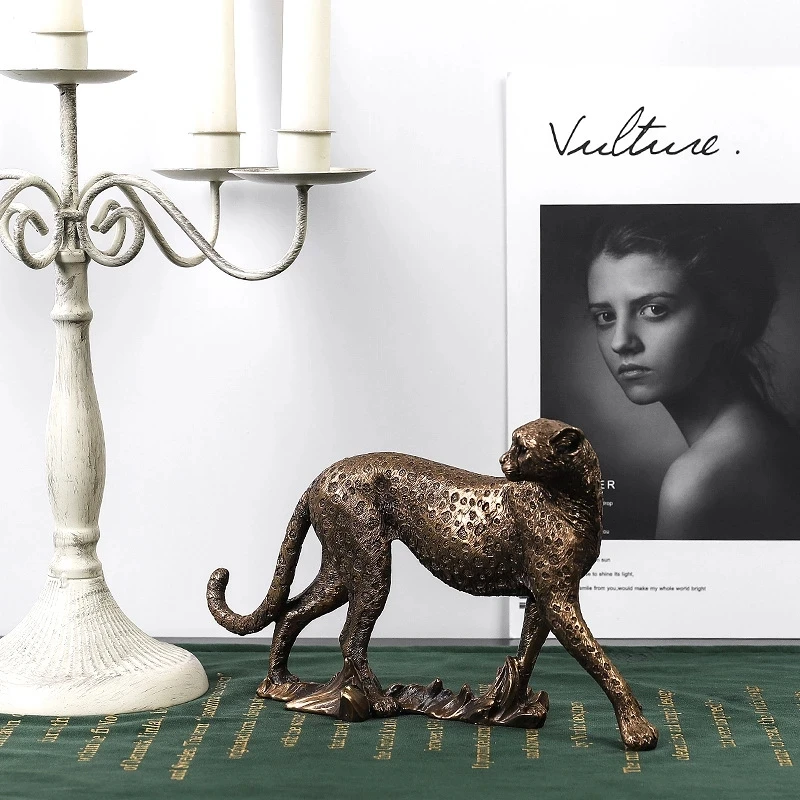 

European Vintage Panther Statue Animal Figurine Leopard Jaguar Sculpture Home Living Room Office Decoration Gift