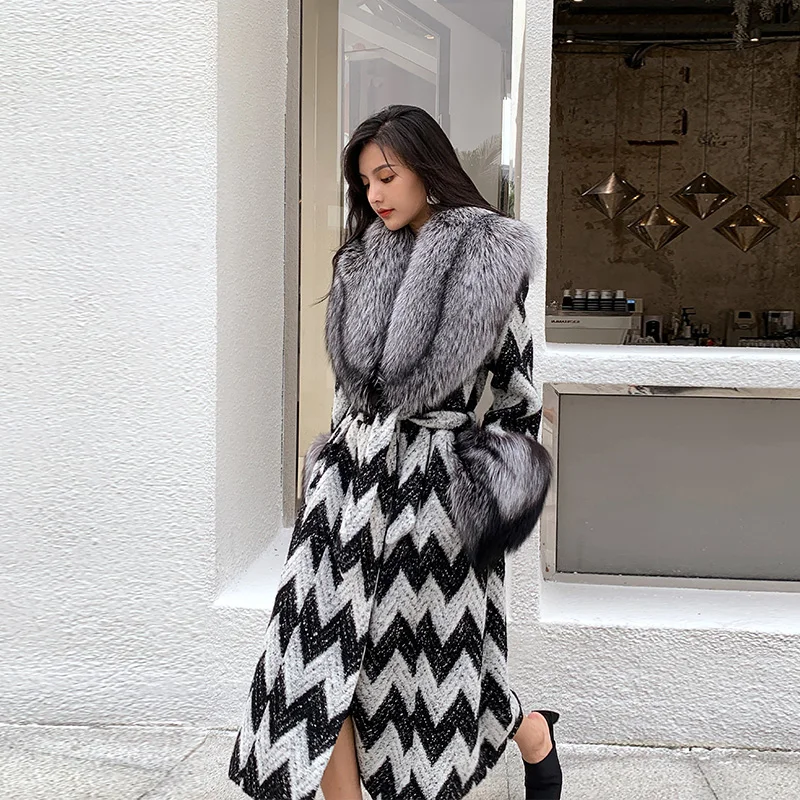 

2021 Winter Import Sliver Fox Coat Woolen Plaid Sashes Coats X-Long Warm Thick Turn-Down Collar Losse Natural Woolen Fur Coats