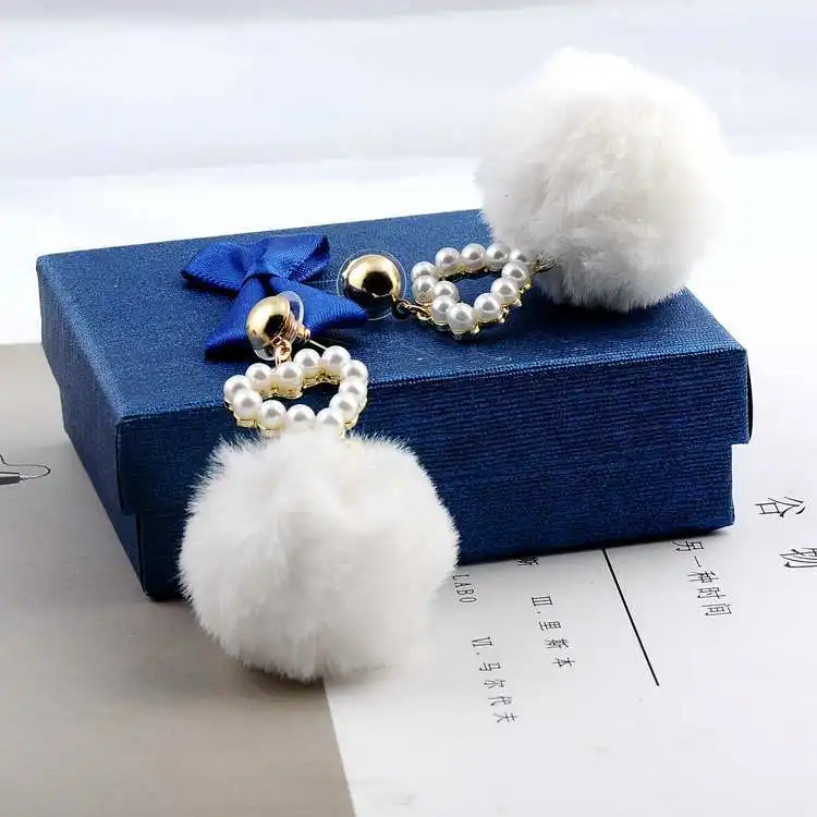 Rabbit Fur Ball PomPom heart Earrings for Women Unique Soft Pom tiny stimulate pearl Earring Jewelry Cute Christmas Gift | Украшения и