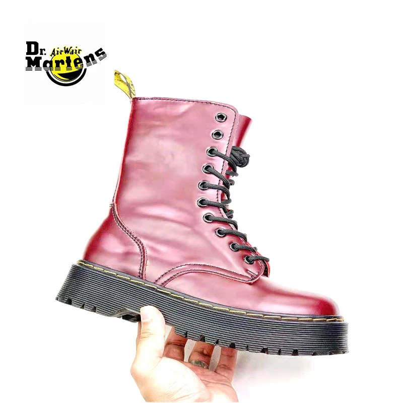 Женские ботинки Dr.Martens с молнией сбоку до середины икры на толстом каблуке
