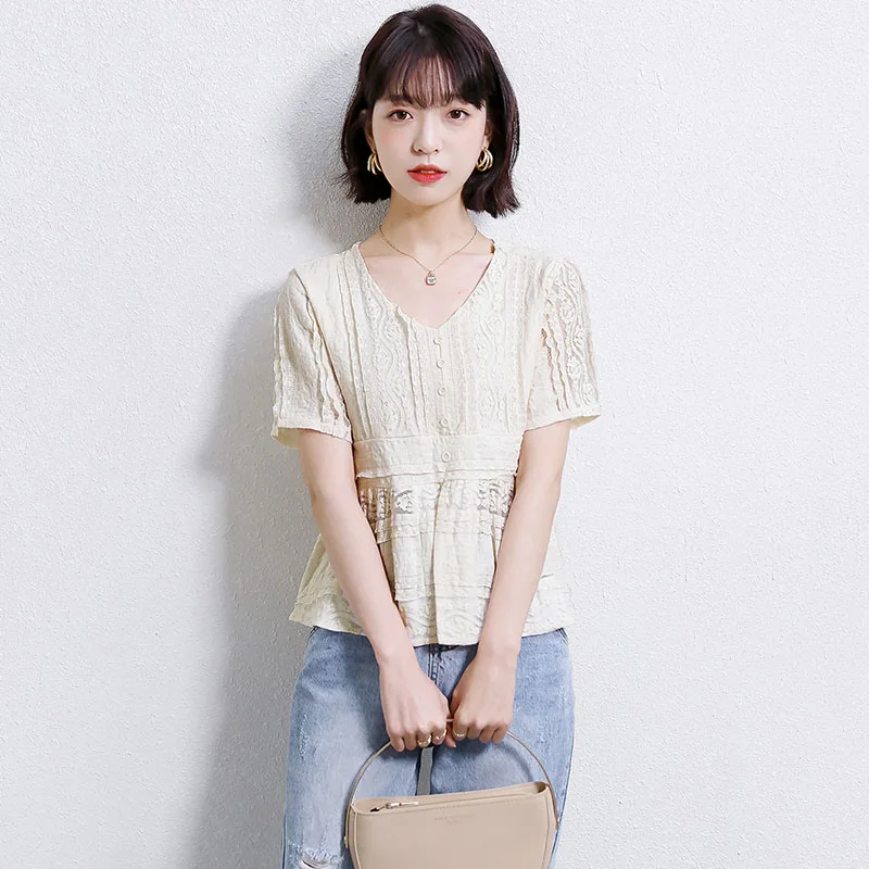

High Qualtiy Vintage Lace Blouses Women Summer 2021 Offic Lady Fashion V-Neck Single Breasted Short Shirt Casual Top