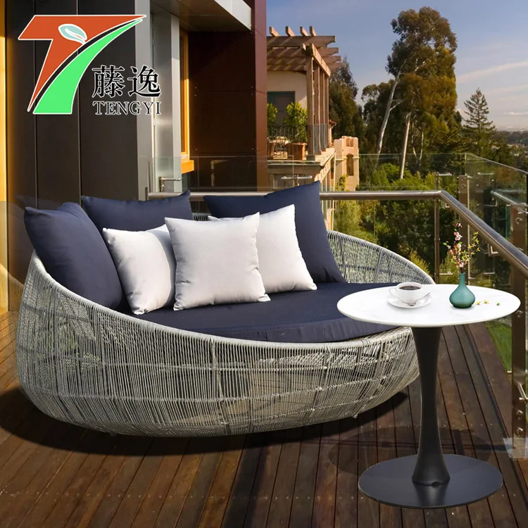 Уличная кровать из ротанга ротанговая круглая двойная в европейском стиле