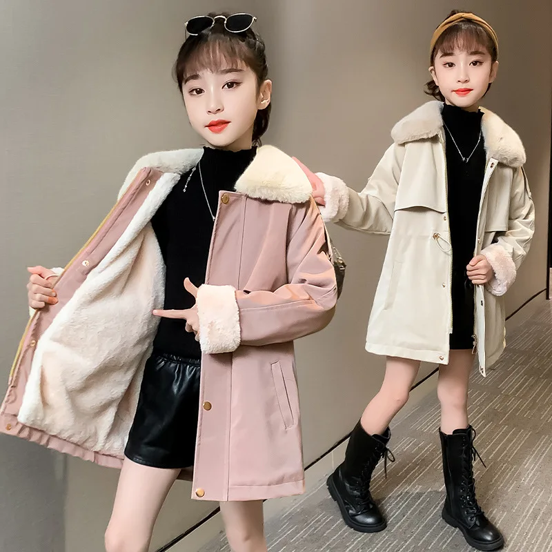 

Детская теплая зимняя куртка на возраст 10-12 лет