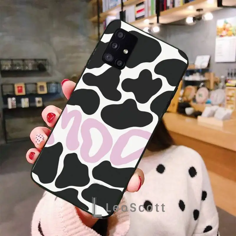 

Cow Print Black White Phone Case For Samsung A50 A51 A71 A20E A20S S10 S20 S21 S30 Plus ultra 5G M11