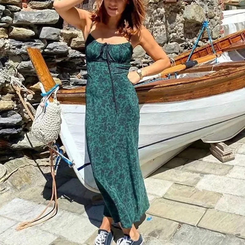 Женское платье в стиле бохо винтажное на бретелях-спагетти с цветочным принтом