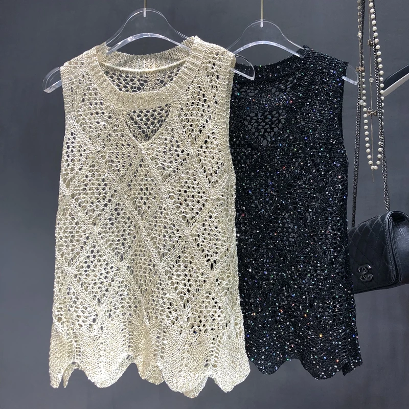 

In The Summer of The New Hollow Out Loose Bright Silk Sleeveless Sweater Coat Thin Paragraph Joker Ma3 Jia3 Sequined Vest Woman