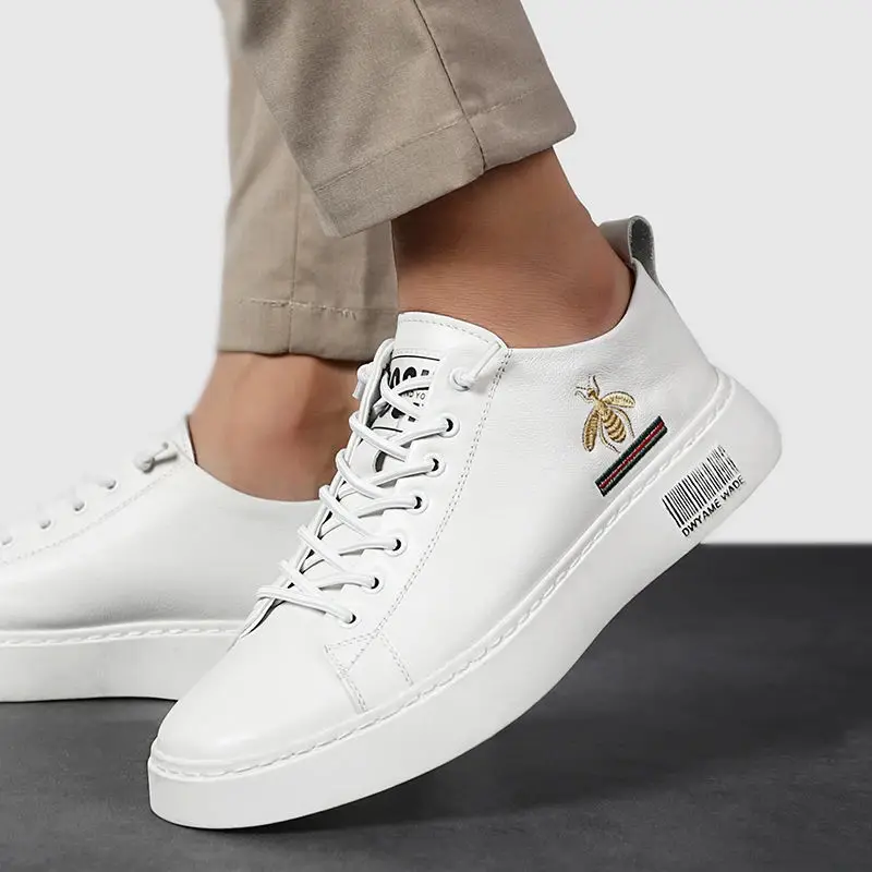 

Кроссовки мужские легкие на шнуровке, повседневная обувь, удобные дышащие, для ходьбы и тенниса