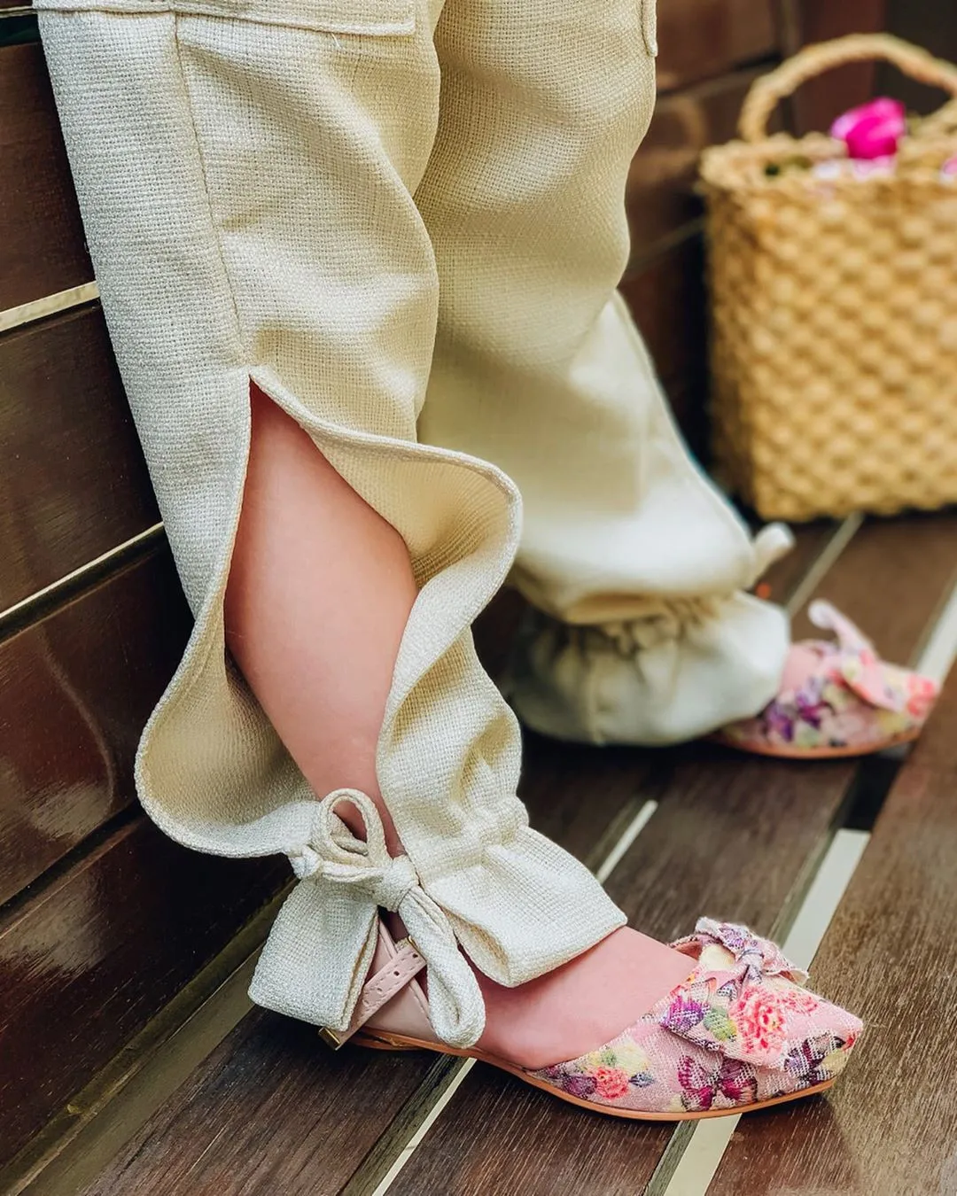 Топы с открытыми плечами и цветочным принтом для маленьких девочек + штаны