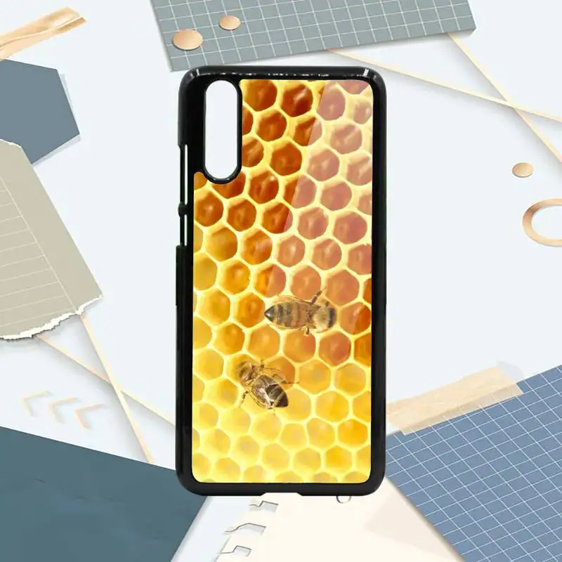 

Yellow Bumble Bee Honeycomb Phone Case PC For Samsung galaxy S note 8 9 20 10 e lite2019 plus pro ultra