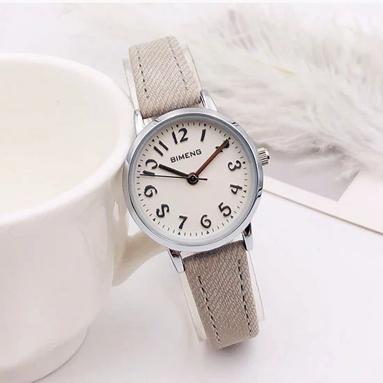 Женские Модные Аналоговые кварцевые круглые наручные часы с кожаным ремешком
