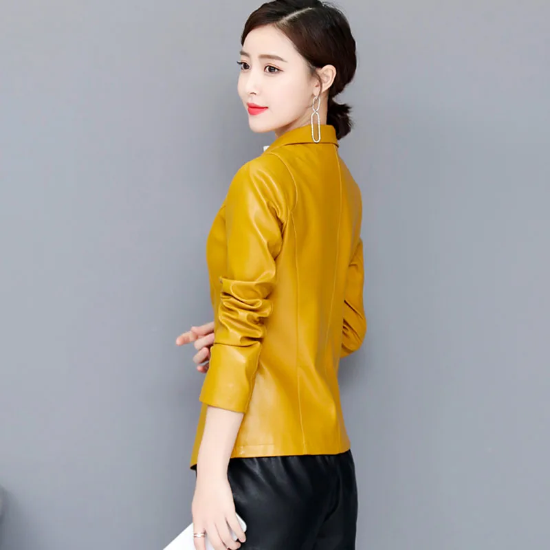 Женская куртка новинка Осень-зима приталенное пальто из натуральной кожи