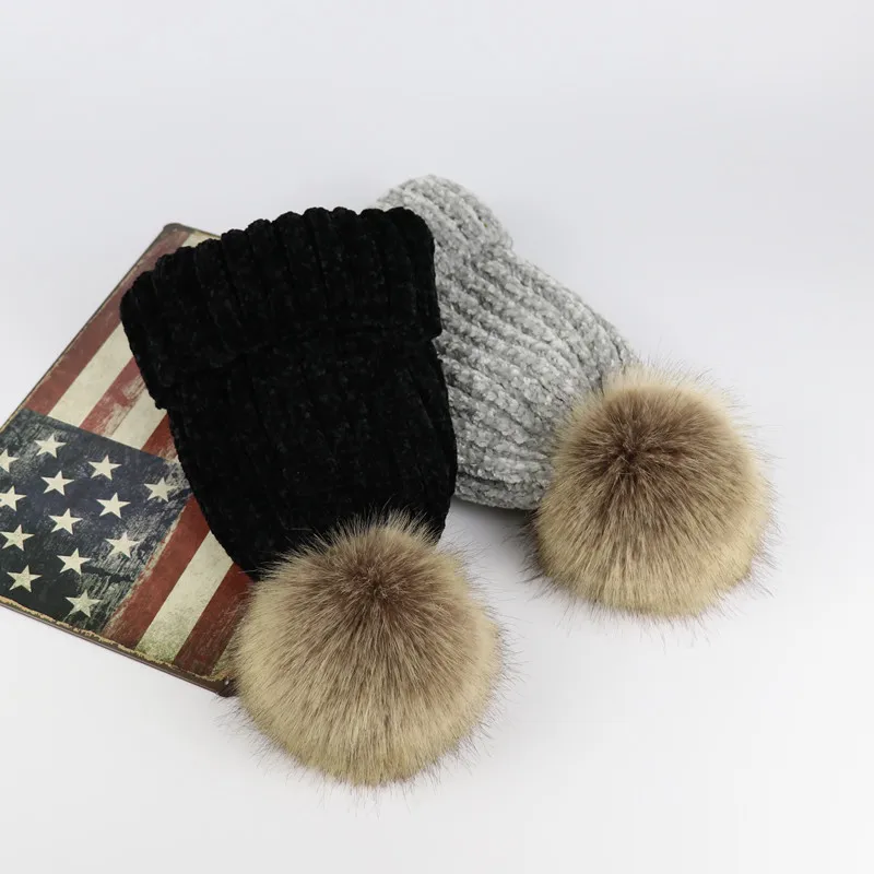 Новинка зимние теплые шапки с пышной опушкой из искусственного меха Pom pom трикотажные Шапки шапки бини шапки Для женщин Кабельное вязаные Skullies с ботиночки с помпончиками завитые без полей для мужчин