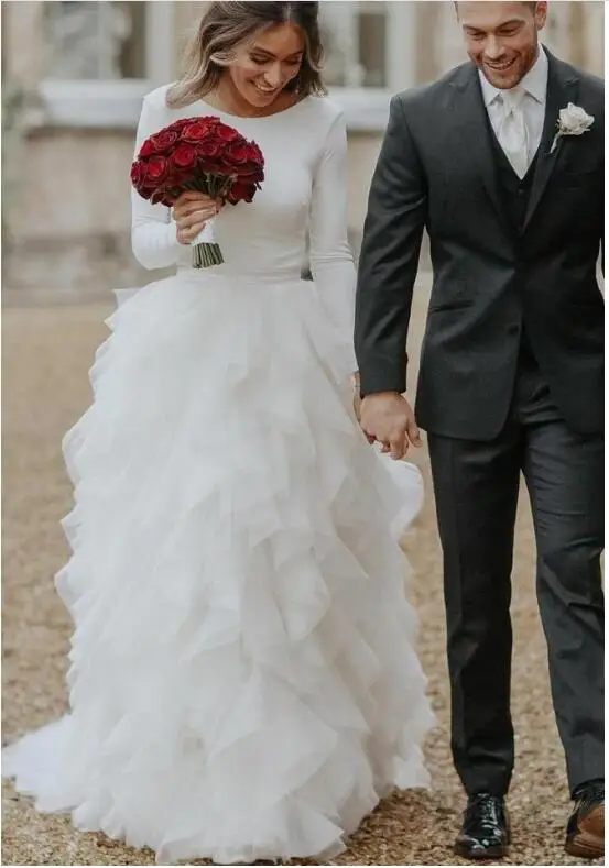 

Romantic White Ruffles Bridal Tulle Skirts 2020 Tiered Long Pretty Women Tulle Skirts Zipper Custom Made A-line Tulle Skirt