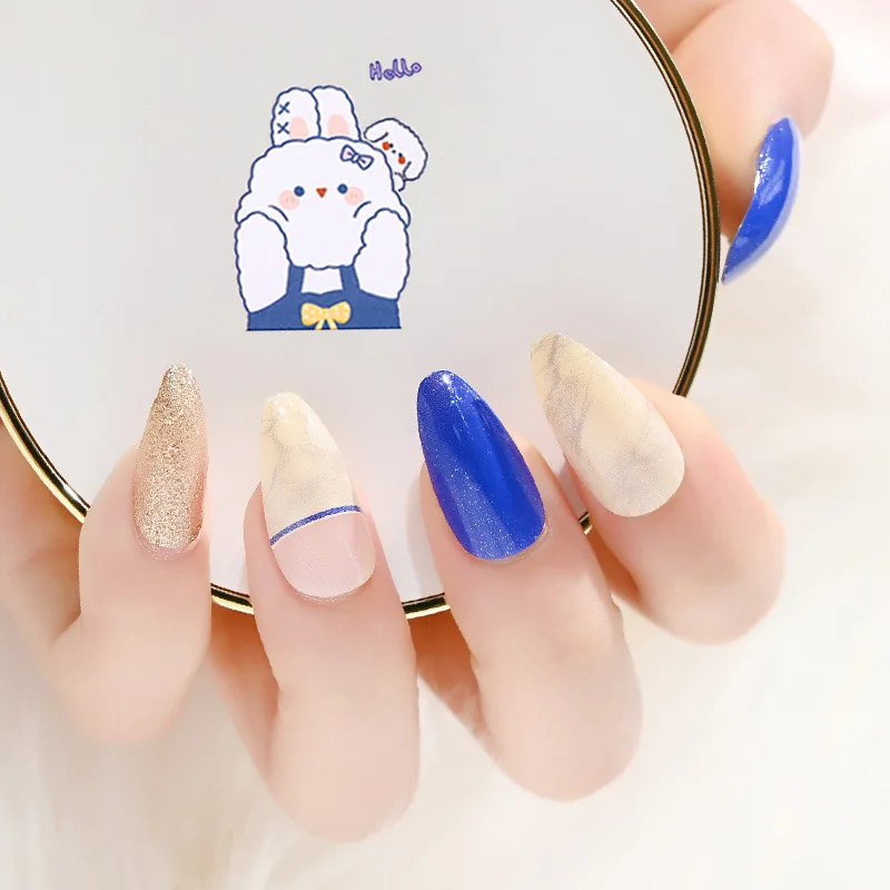 

24 Pieces Press on Nails Full Cover Fake Nail Elegant Striped Shape Gold Artificial False Glue Coffin Stick Display Full Cover