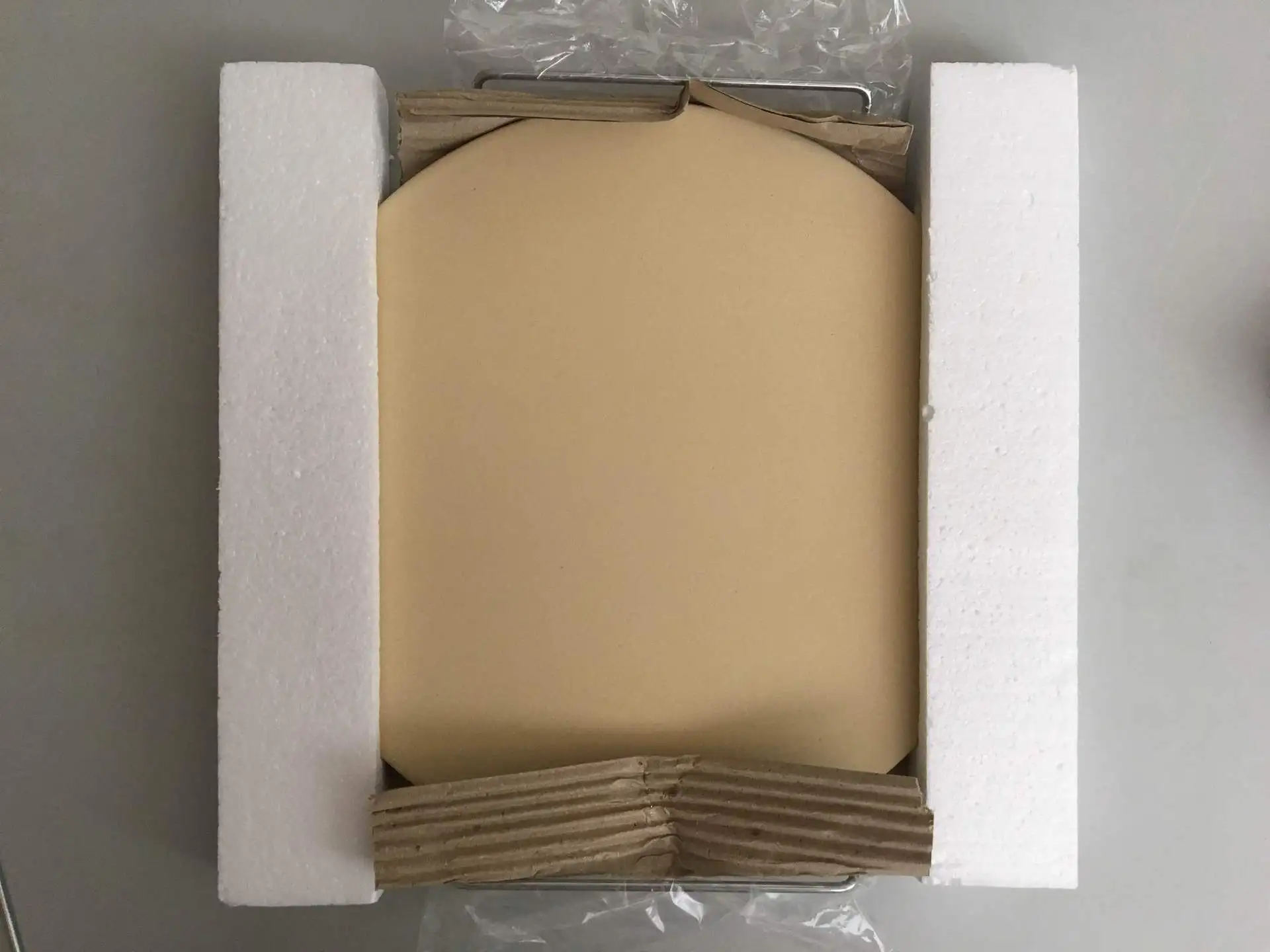 

9/11/12/13/15'' Pizza Stone Board with Steel Handle Round Fire-resistant Ceramic Insulation Plate Pizza Pan 9 Inch Pizza Stone