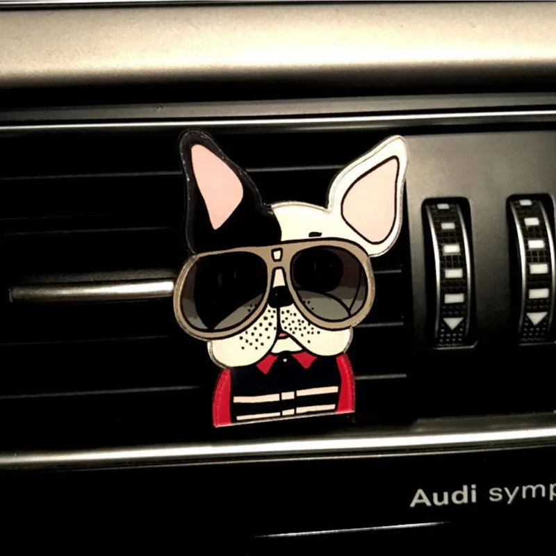 Автомобильный освежитель воздуха с твердым ароматом и клипсой для