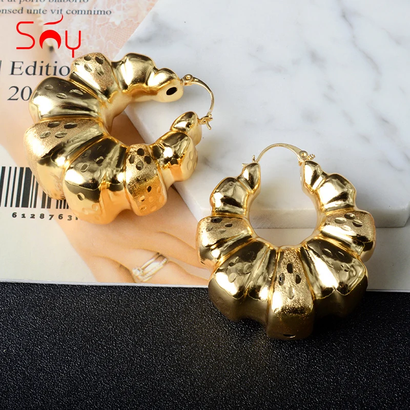 

Sunny Jewelry 2021 Fashion Copper New Design Hoop Earrings For Women High Quality Large Style Stereoscopic Classic Party Gift