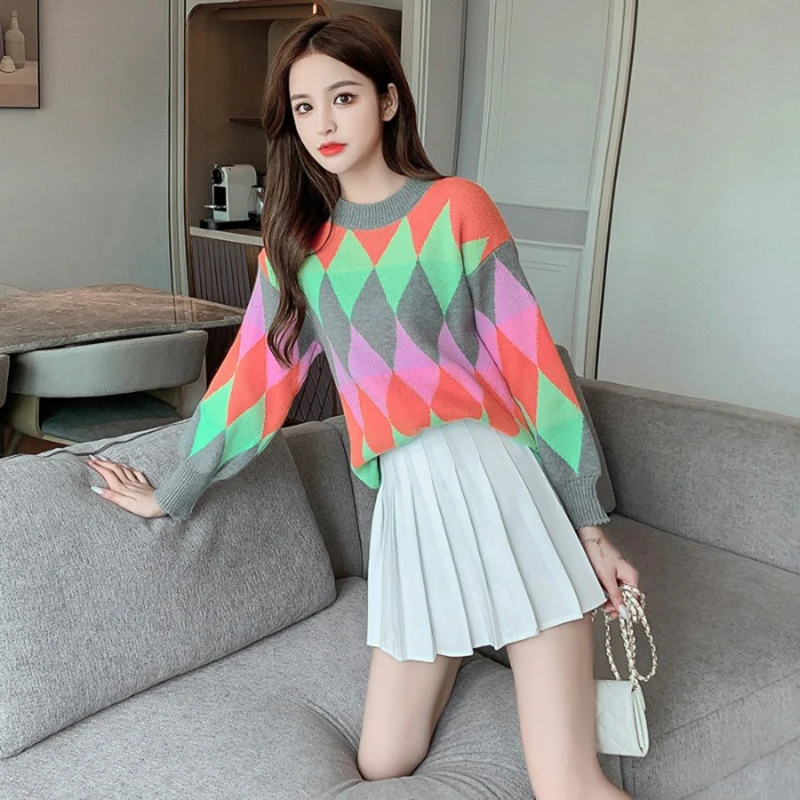 

2020 new arrival women's Autumn Winter Contrast lattice Round neck knitted sweaters women casual Thicken sweater