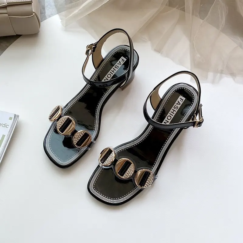 

Fashion Women Sandals Classic Crystal Fretwork Heels Rivets Strap Comfort Back Pad Summer Ladies Casual Shoes Peep Toe Sandalias