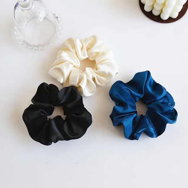 100% Pure Silk Hair Scrunchie Width 3.5cm Hair Ties Band Girls Ponytail Holder Luxurious Colors Sold by one pack of 3pcs 1