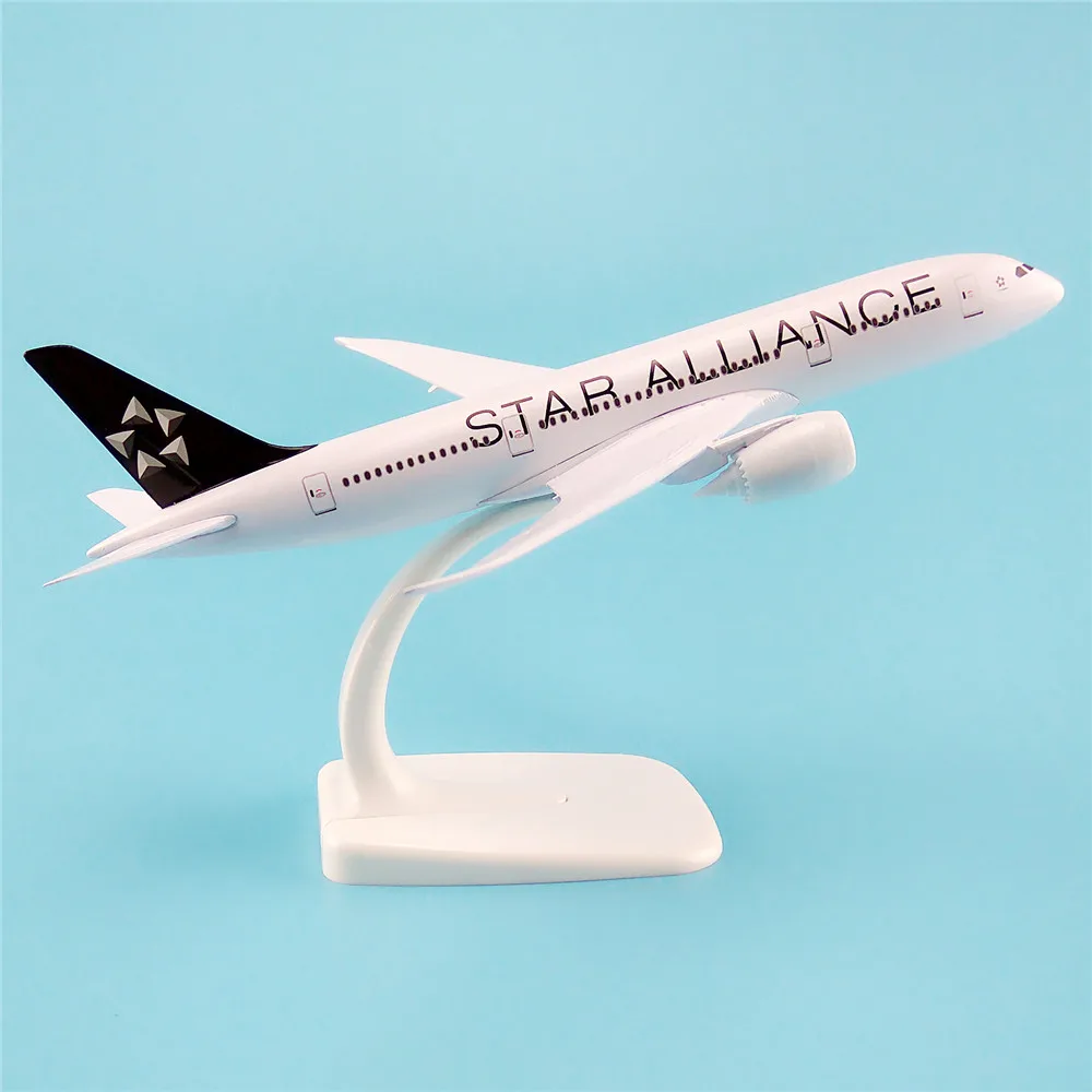 Модель воздушного самолета из металлического сплава 20 см модель Star Alliance Boeing 787