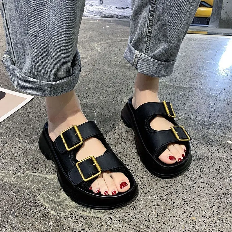 

Slippers Casual Female Shoes Med Platform Summer Clogs Woman Slides Luxury 2021 Beach Flat Sneaker Soft Rubber Fashion Leisure P