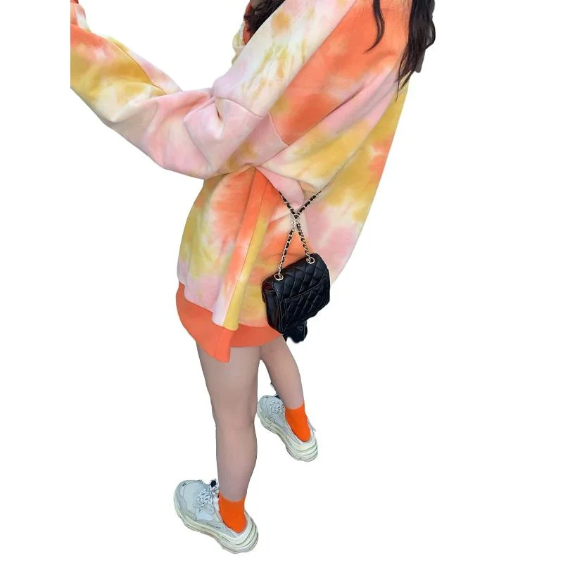 

2021 Women Fashion Long Sleeve Tie-dye Print T-shirt Stylish Round Neck Loose Tops for Ladies Hoodies Sweatshirts Autumn