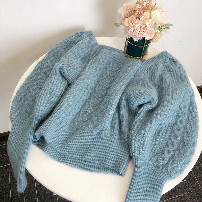 

2021 early spring new square collar gold thread twist knit sweater women