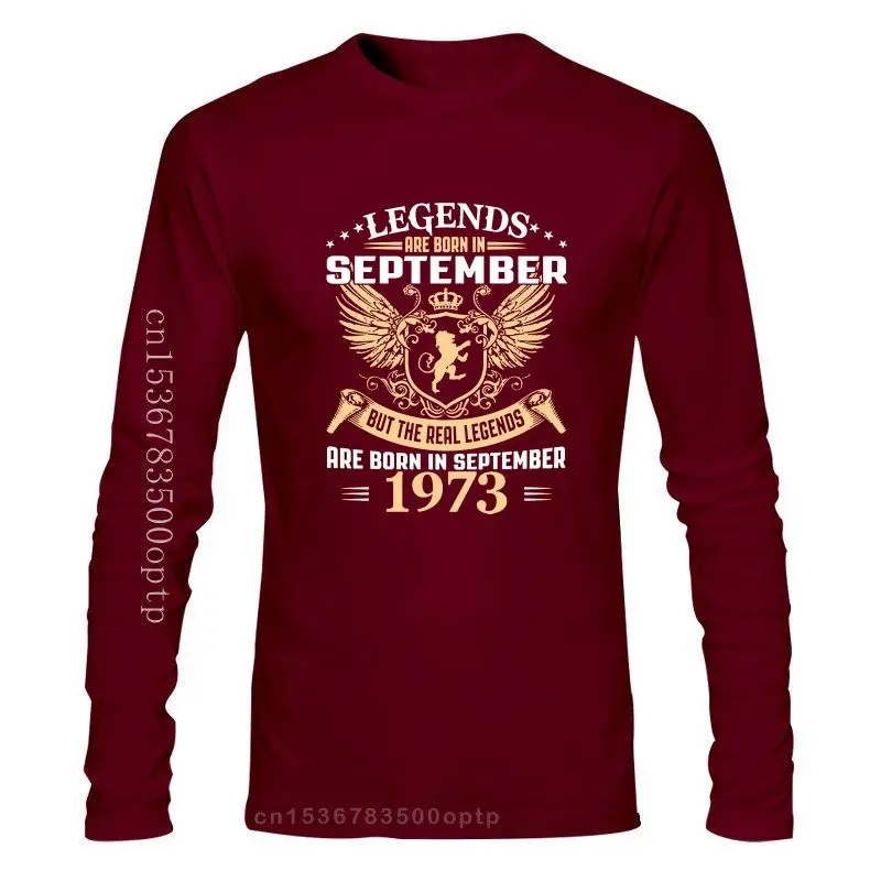 

Футболка мужская с принтом легенды новорожденных в сентябре 1973 г.