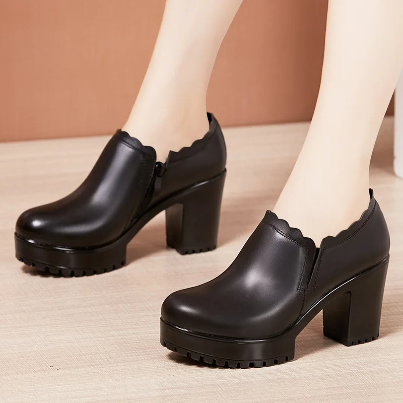 GKTINOO/кожаные туфли Женские туфли-лодочки с круглым носком Sapato feminino Модные черные