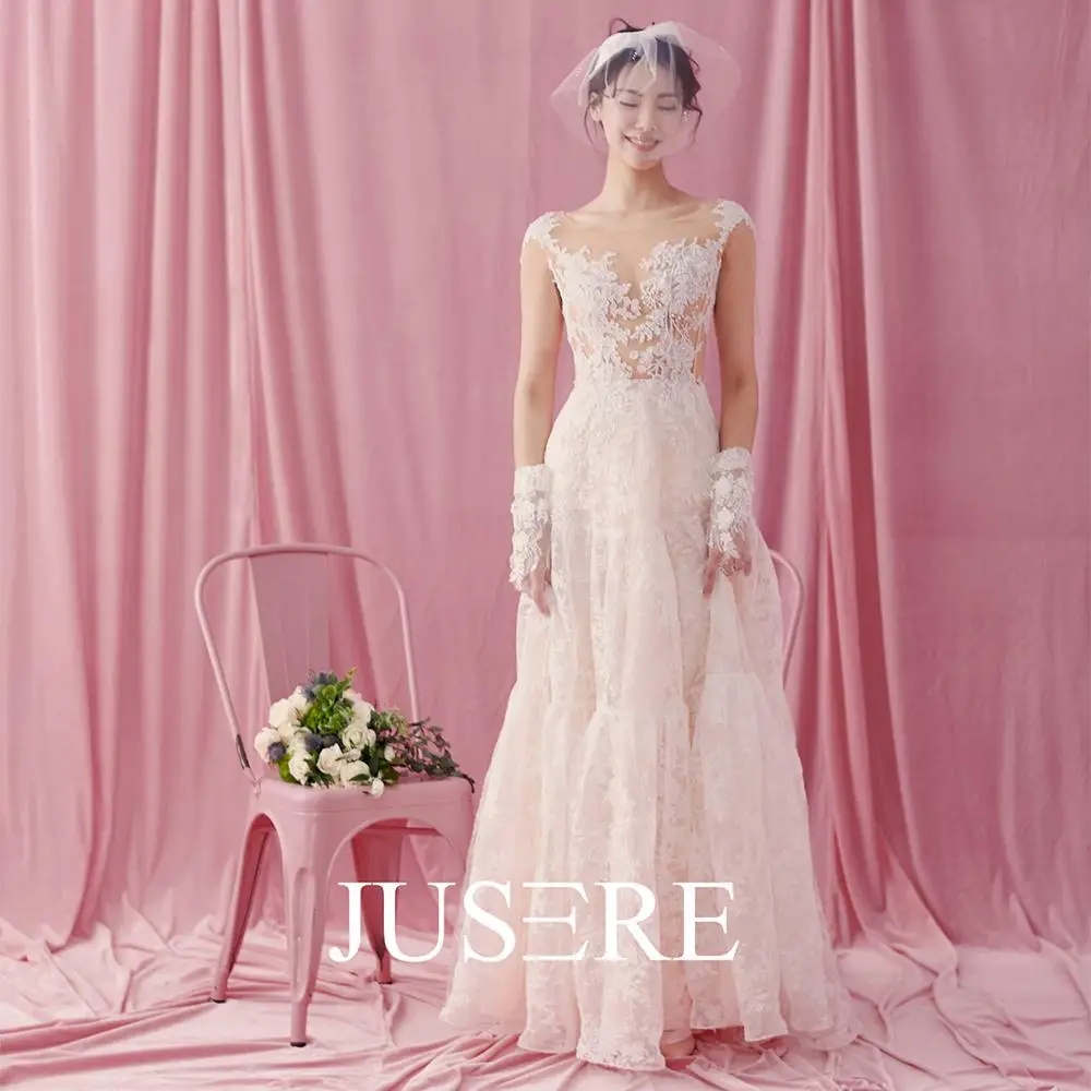 Кружевное свадебное платье-трапеция цвета слоновой кости с коротким рукавом |