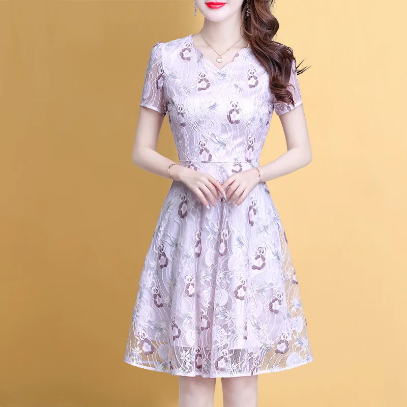 

Spring short sleeve lace dress 2021 new spring women's mid long summer temperament high grade floral skirt