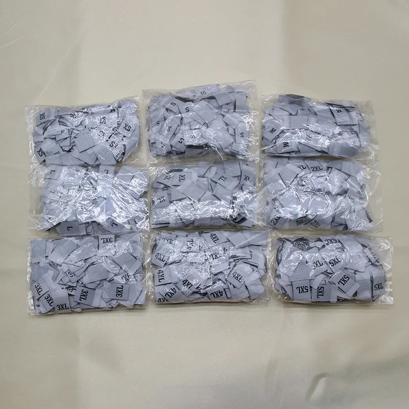 100 шт. бирки размера для одежды рубашки белая/черная Дамасская полиэфирная ткань