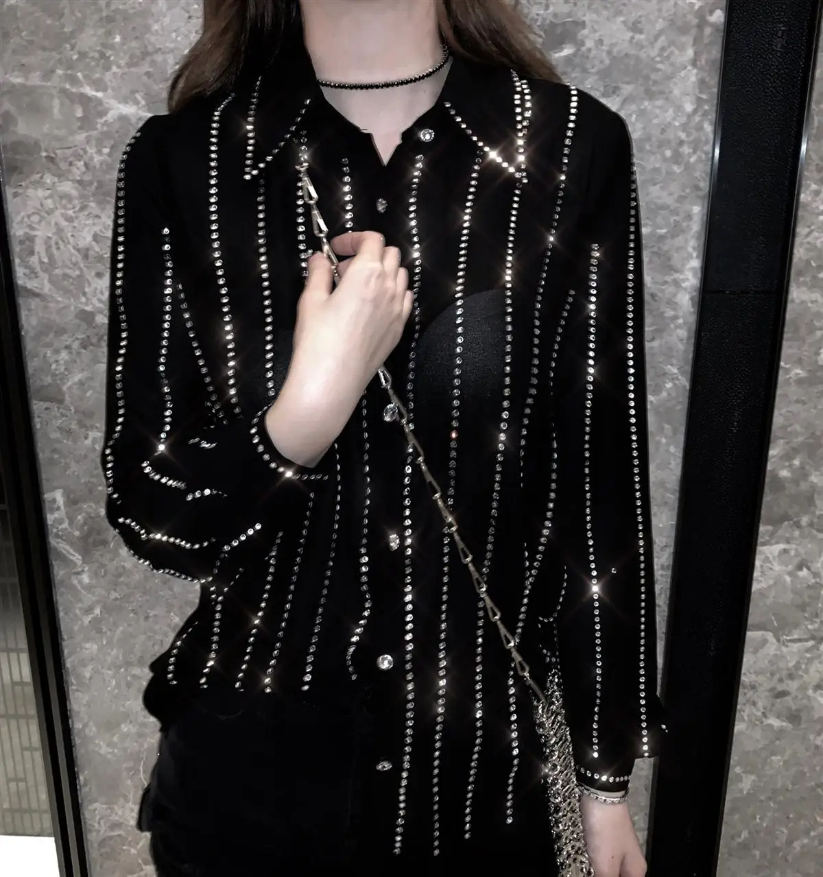 

Sequined Rhinestone Blouse Women's diamond Long-sleeved Shirt Tops Autumn New Loose Korean Black White Fashion Tide lady Blouses