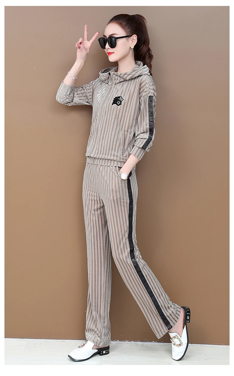 Top women clothing Sporting suit female Corduroy casual 2 piece suit European fashion for women NEW High quality Tracksuit 1588