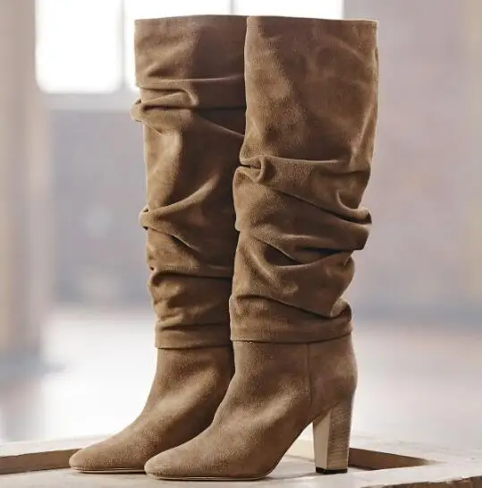 

Женские замшевые сапоги без застежек, с круглым носком, на квадратном каблуке