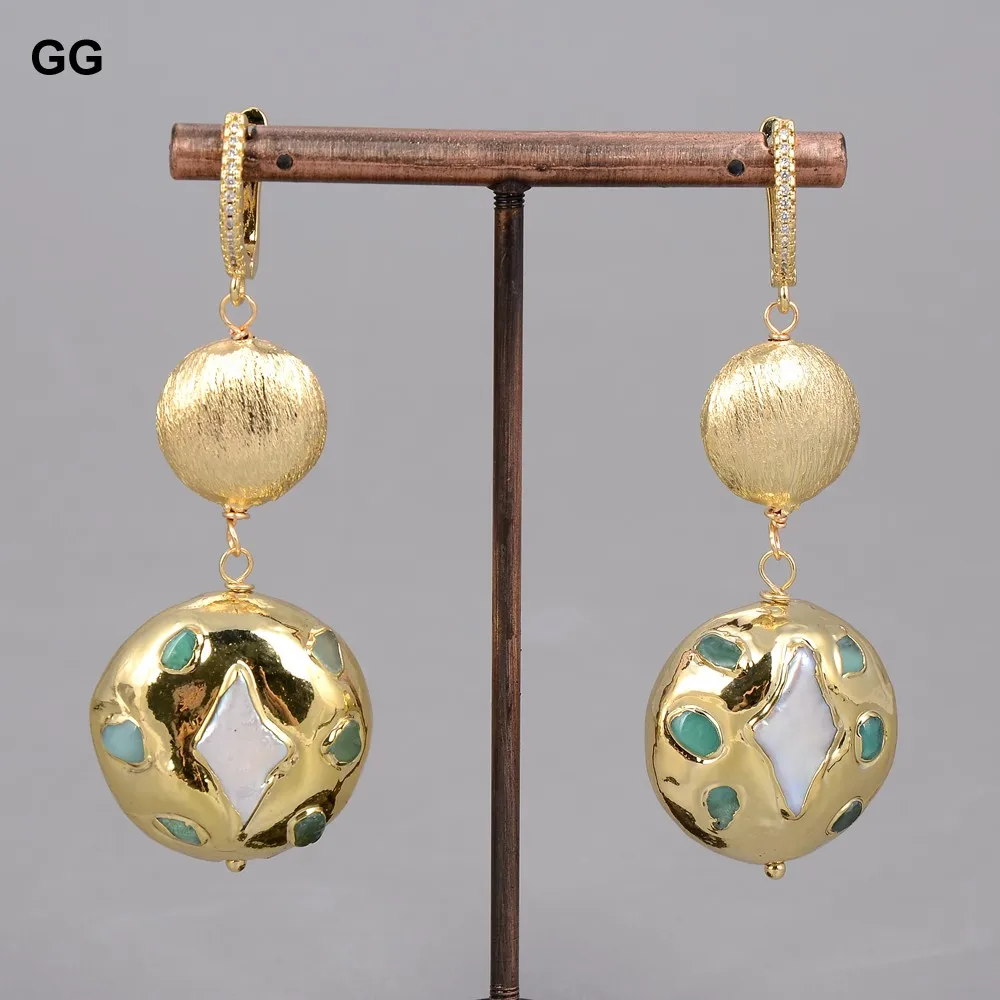 

GG Jewelry Natural Cultured White Pearl Star Shape Green Chrysoprases Gold Color Plated Edge leverback Earrings