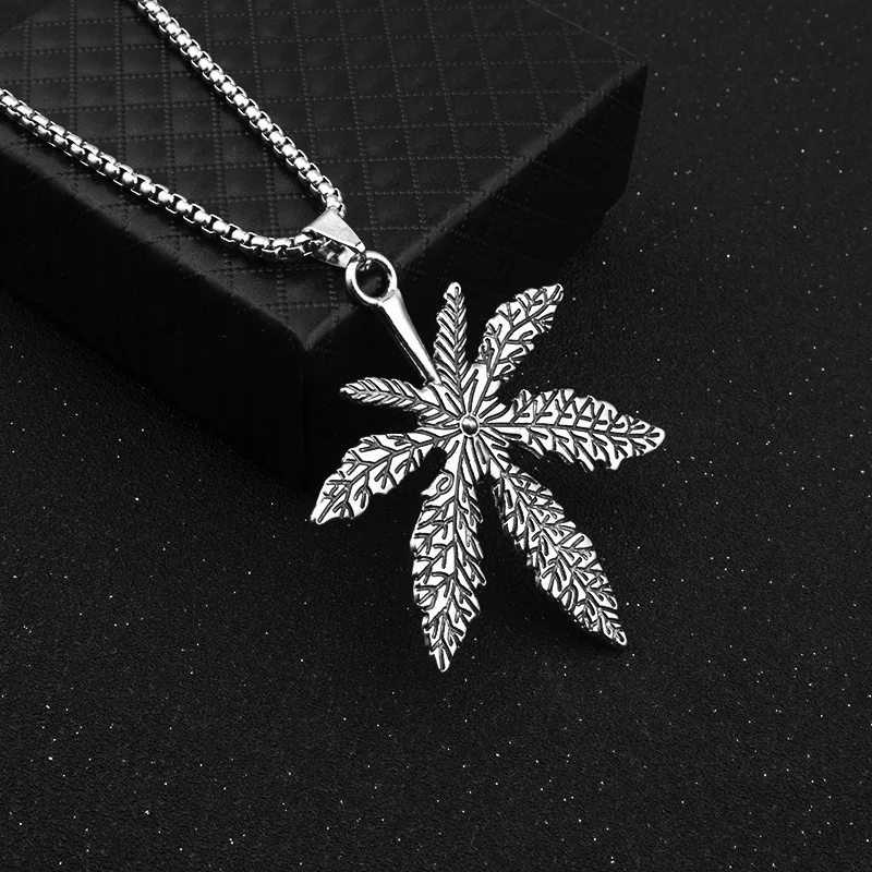 

Fashion Alloy Maple Leaf Necklace Hemp Leaf Pendant NeckLace For Women Men Gifls Personality punk Jewelry Accessories