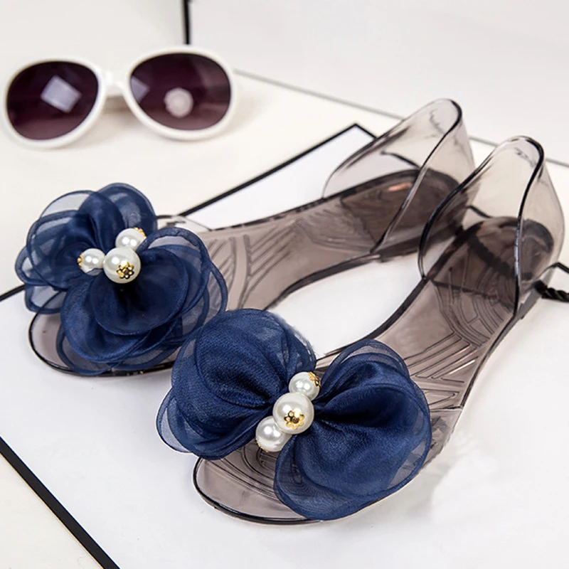 Женские босоножки летняя стильная прозрачная обувь с жемчугом и бантом женские